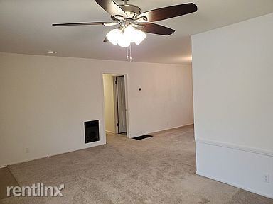 Building Photo - 4 br, 2 bath House - 190 Mae Street