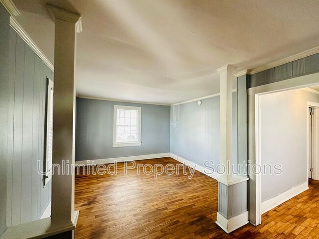 Photo - 301 S 13th St House