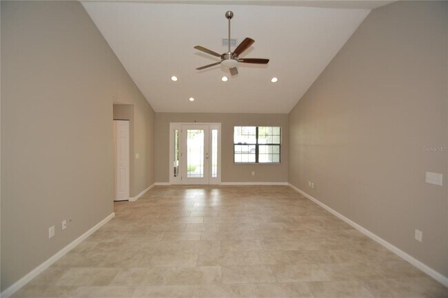 Foto del edificio - 17 Evansville Ln