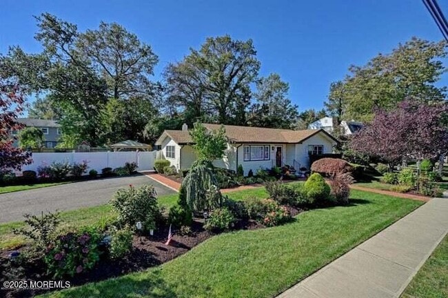 Foto del edificio - 1202 Allaire Ave