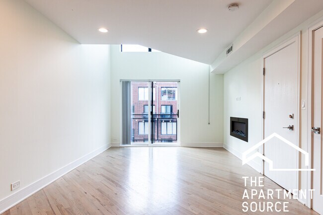 Foto del edificio - 1003 W Grace St