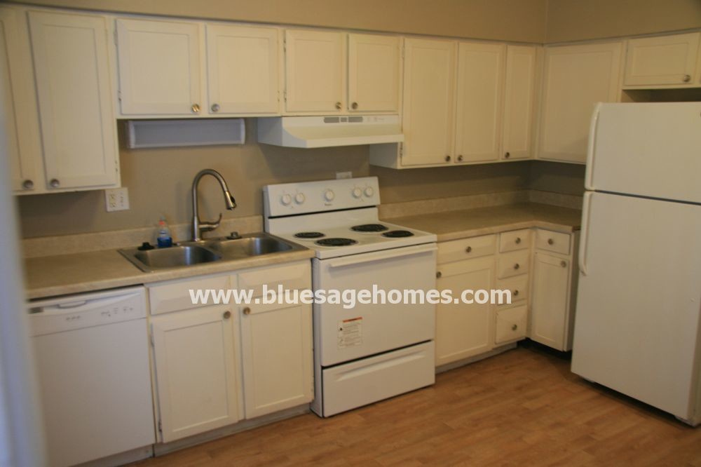 Foto principal - 8900 McCoy Pl