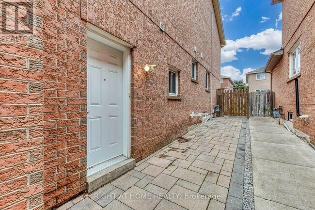 Building Photo - 5349 Lismic Blvd