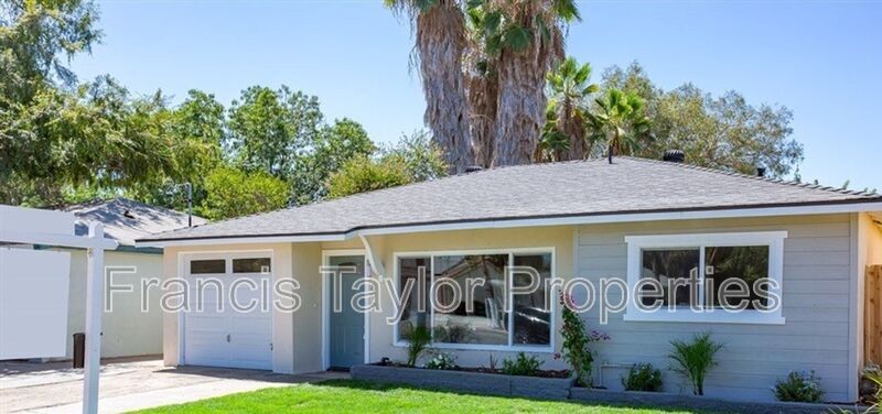 Foto principal - 899 Gamble St