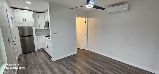 Foto del edificio - Studio, 1 bath House - 4837 A Street