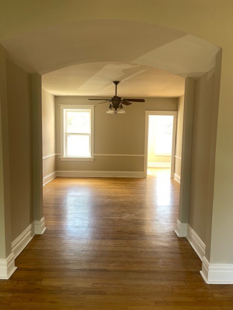 Foto del edificio - 6310 Northwood Ave