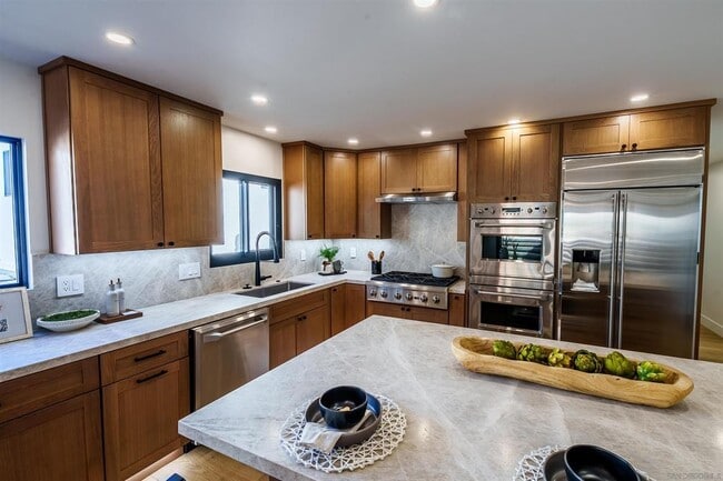 Building Photo - 3434 Talbot St