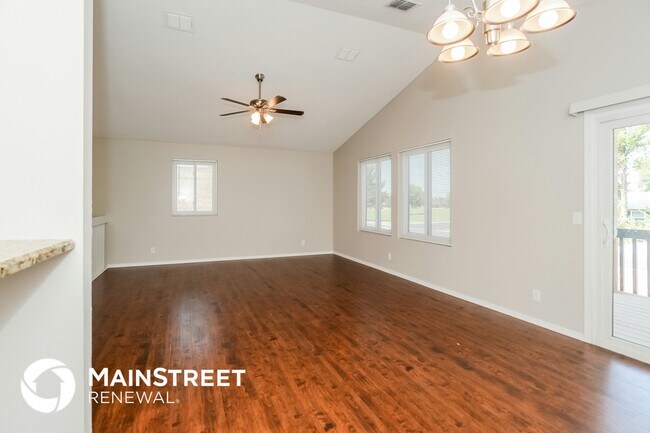 Building Photo - 921 S Val Vista Dr