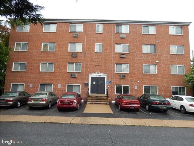 Building Photo - 2307 N Harrison St