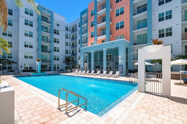 Resort-Style Heated Saltwater Pool - The Point at Coral Gables