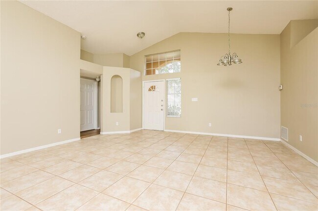 Foto del edificio - 2566 Davenport Cir