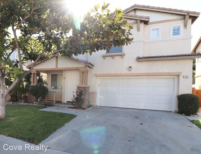 Building Photo - 4 br, 2.5 bath House - 805 Noontide Way