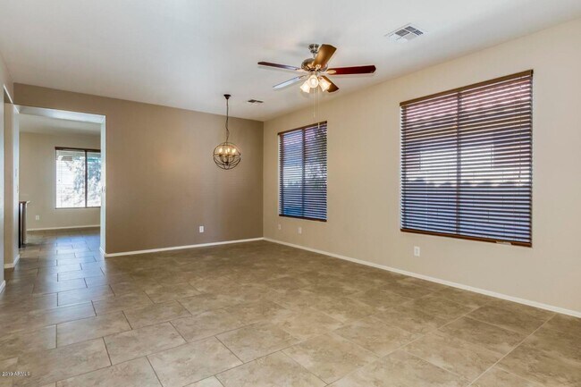 Foto del edificio - 2582 W Kit Carson Trail