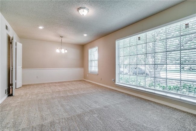 Building Photo - 5812 Marview Ln