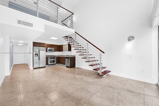 Building Photo - 41 SE 5th St