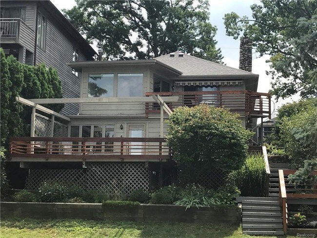 Building Photo - 5436 Putnam Dr
