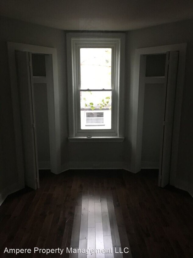 Building Photo - 3 br, 1 bath House - 1119 S Peach St