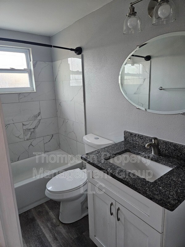 Foto del edificio - 9415 Grandfield Rd