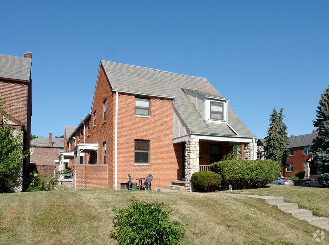 Building Photo - 1427-1433 W 6th Ave