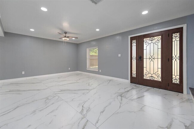Building Photo - 4606 Raccoon Dr