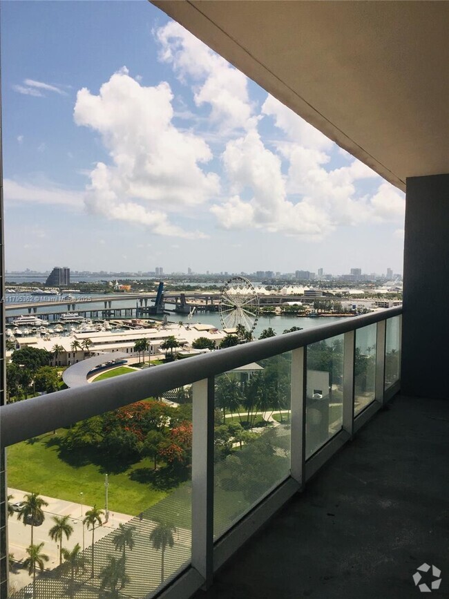 Building Photo - 50 Biscayne Blvd