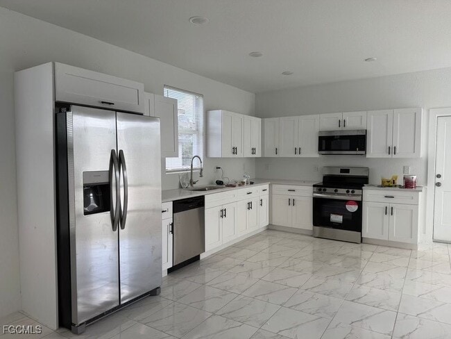 Foto del edificio - 165 Pennfield St