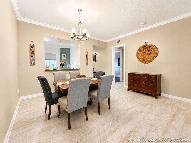 Foto del edificio - 37 Harbour Isle Dr E