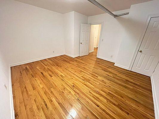 Foto del edificio - 2 bedroom in BRONX NY 10452