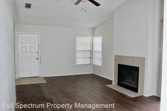 Building Photo - 2 br, 1 bath House - 6811 Mountain Spring St