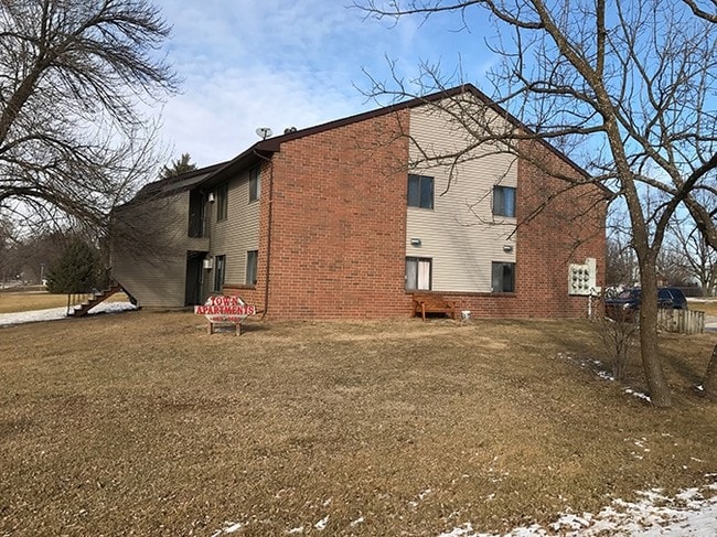 Building Photo - 704 West St
