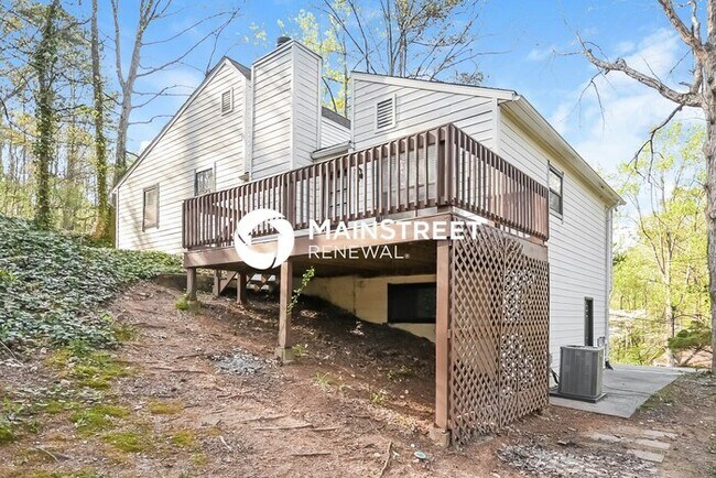 Building Photo - 3 Bedroom Pet-Friendly Home in Kennesaw, GA with Main Street Renewal