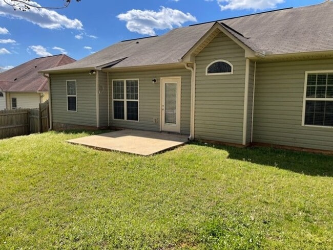 Foto del edificio - Precious House in Beautiful Opelika!