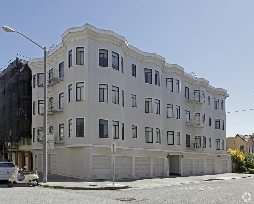 Primary Photo - 101 Capra Way