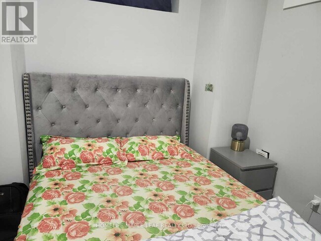 Photo du bâtiment - 77 Brushwood Dr