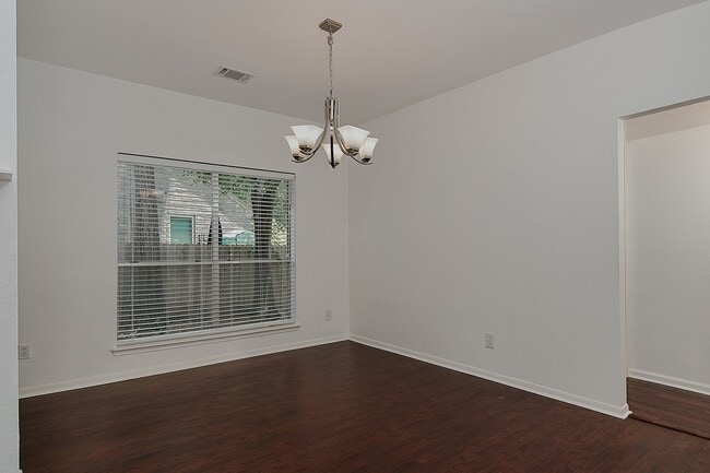 Building Photo - 67 W Trillium Cir