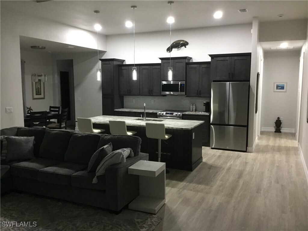 Building Photo - 428 NW 6th Terrace