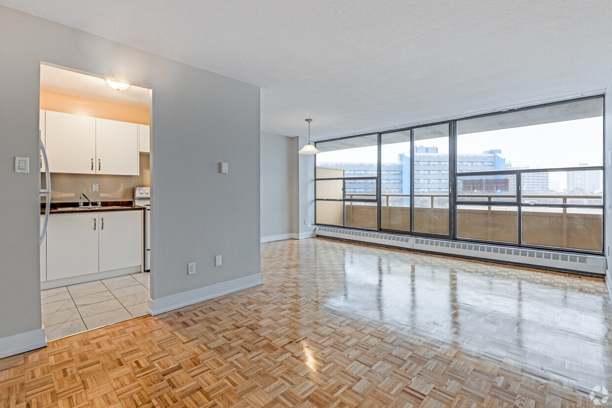 Building Photo - Elmpark Manor Apartments 2