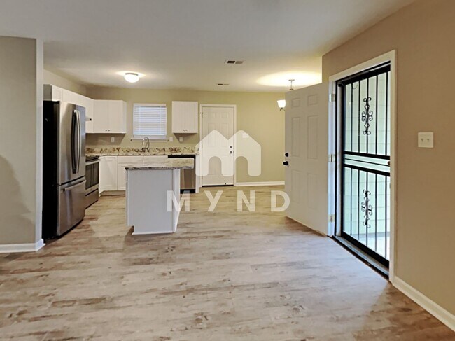 Building Photo - 3385 Reynard Rd