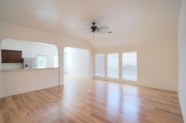 Foto del edificio - 11713 Larch Valley Dr