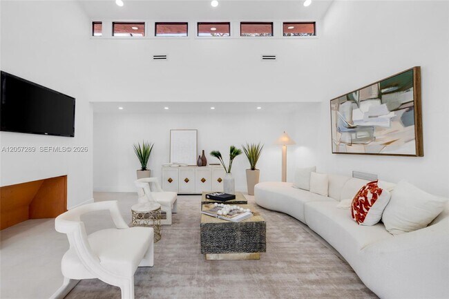 Foto del edificio - 210 NE 107th St