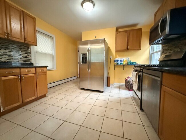 Foto del edificio - 741 Somerville Ave