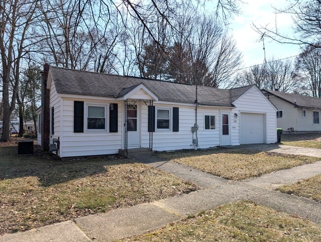 Foto del edificio - 813 E Pearl St