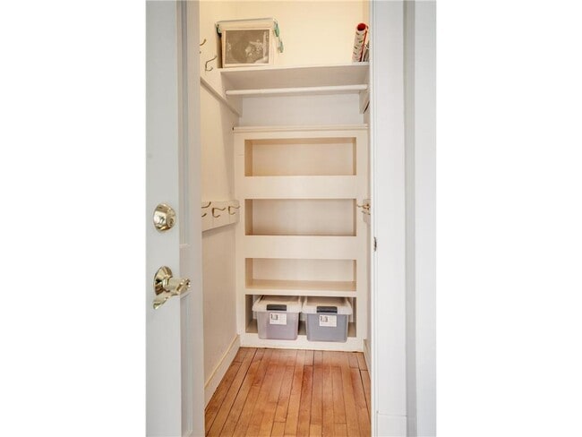 Building Photo - 3521 Girard Ave S