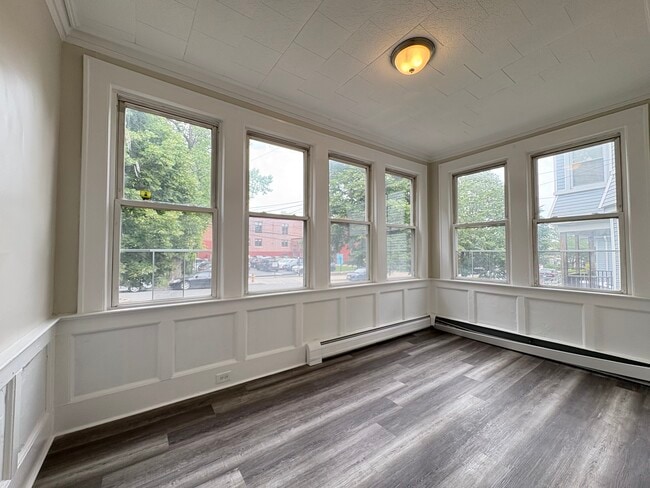 Building Photo - 226 Goldsmith Ave