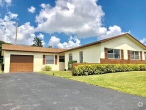 Building Photo - 6101 Rainbow Cir