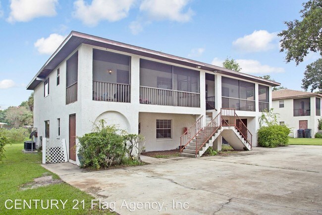 Building Photo - 2290-2296 Fox Hollow Dr