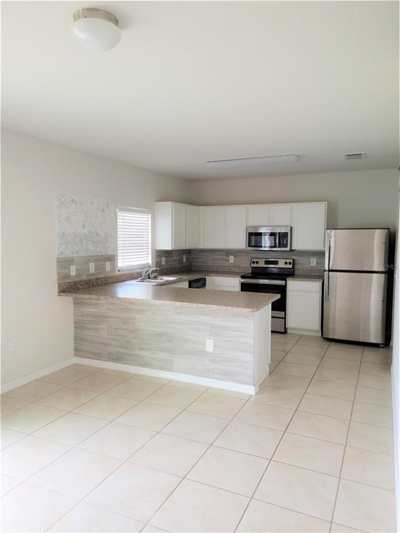 Building Photo - 1222 Haines Dr