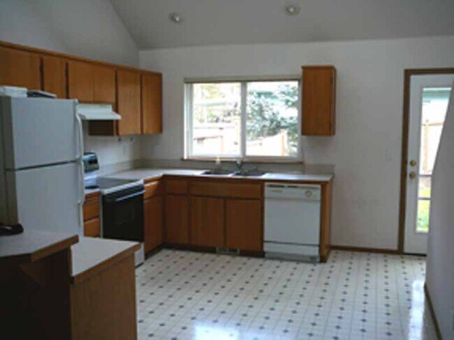 T-Mobile - 717 Shannon St