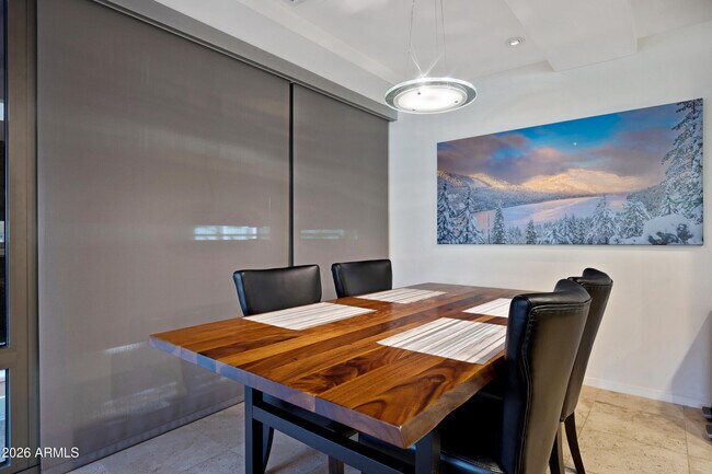 Foto del edificio - 7127 E Rancho Vista Dr