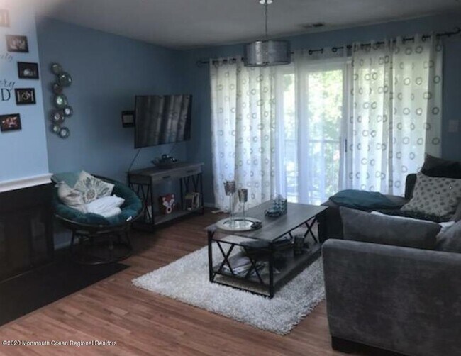 Foto del edificio - 74 Aspen Ct